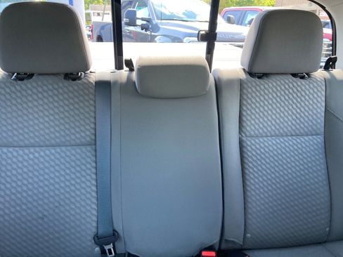 Used 2022 Toyota Tacoma SR image 12