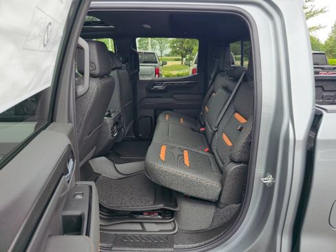 New 2026 GMC Sierra 1500 AT4 w/ AT4 Premium Package AWD/4WD image 24