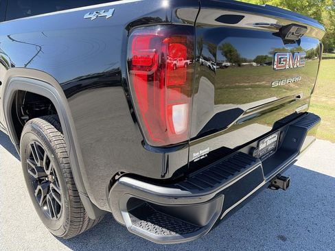New 2026 GMC Sierra 1500 Elevation AWD/4WD image 30