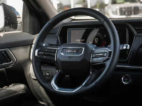 New 2026 GMC Terrain Elevation w/ Technology Package II AWD/4WD image 14