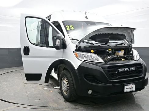 Used 2025 RAM ProMaster 2500 w/ Convenience Group FWD image 36
