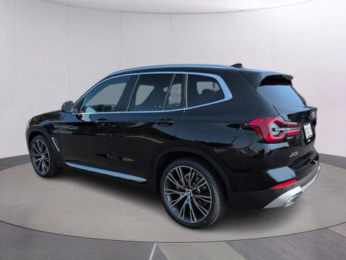 Used 2024 BMW X3 sDrive30i w/ Premium Package w/ZPA RWD image 3