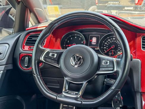 Used 2018 Volkswagen GTI S FWD image 19