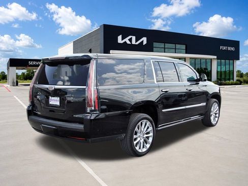 Used 2019 Cadillac Escalade ESV Premium Luxury AWD/4WD image 5