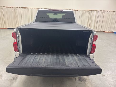 Used 2022 Chevrolet Silverado 1500 Custom w/ Rally Edition image 8