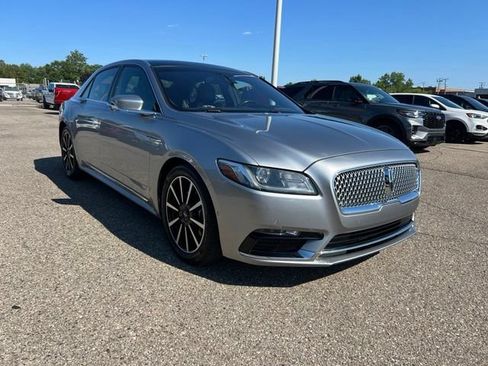 Used 2020 Lincoln Continental Reserve AWD/4WD image 3