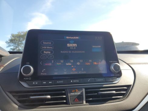 Used 2021 Nissan Altima 2.5 SR image 19