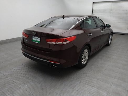 Used 2018 Kia Optima LX FWD image 9