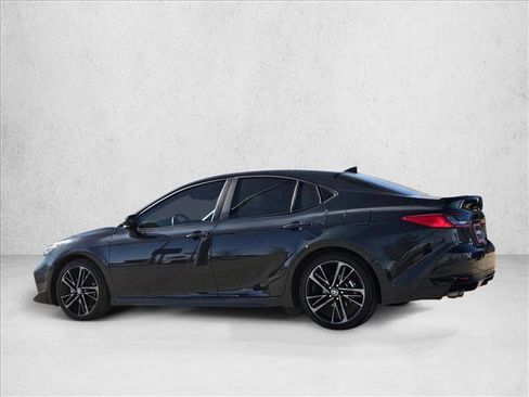 Used 2025 Toyota Camry XSE FWD image 8