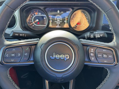 Certified 2025 Jeep Wrangler Unlimited Sport AWD/4WD image 25