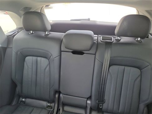 Used 2020 Audi Q5 2.0T Premium w/ Convenience Package image 12