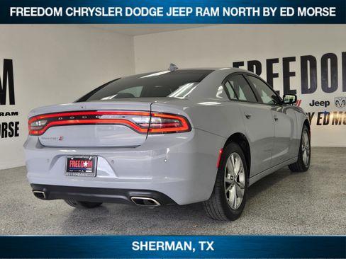 Certified 2022 Dodge Charger SXT w/ Navigation & Travel Group image 3