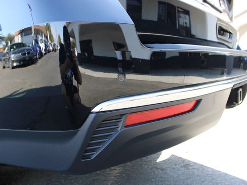 Used 2021 Chevrolet Tahoe LT RWD image 34