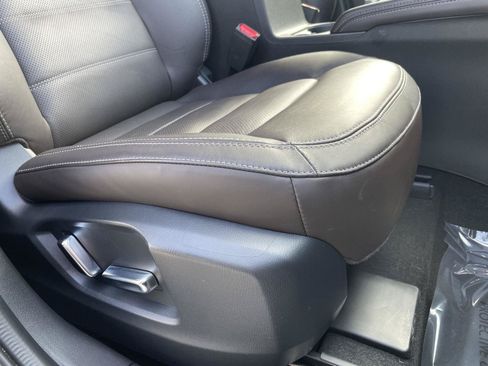 Used 2025 MAZDA CX-5 Signature AWD/4WD image 3