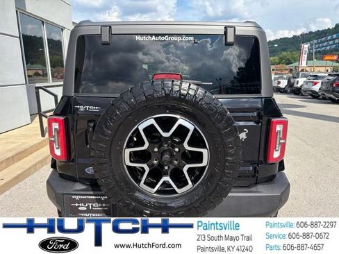 Used 2024 Ford Bronco Outer Banks AWD/4WD image 4