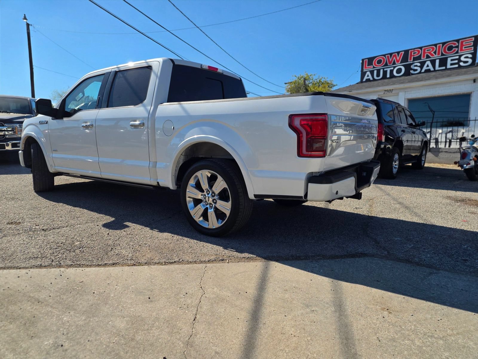 Used 2016 Ford F150 Limited w/ Trailer Tow Package RWD image 3