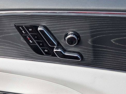 Used 2024 Cadillac Lyriq Sport image 26