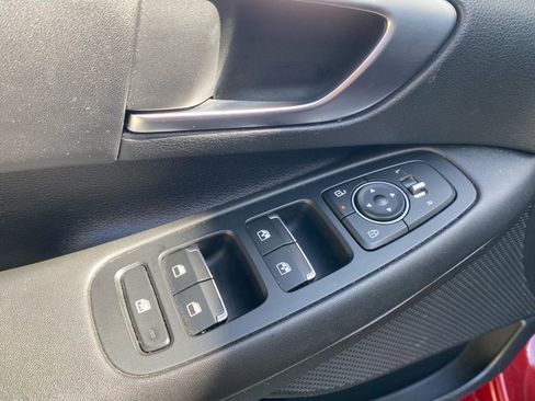 Used 2024 Hyundai Sonata SEL FWD image 32