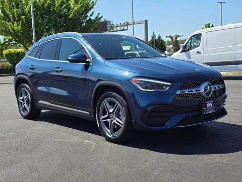 Used 2022 Mercedes-Benz GLA 250 4MATIC image 8