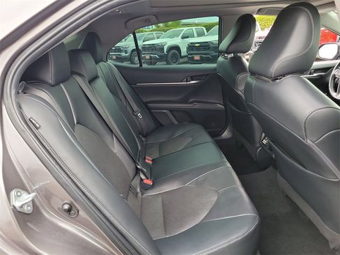 Used 2022 Toyota Camry XSE image 32