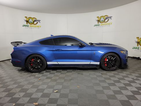 Used 2021 Ford Mustang Shelby GT500 w/ Technology Package image 6