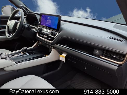 Used 2026 Toyota Grand Highlander 4D Sport Utility image 21