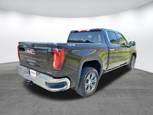 Used 2026 GMC Sierra 1500 SLT AWD/4WD image 25