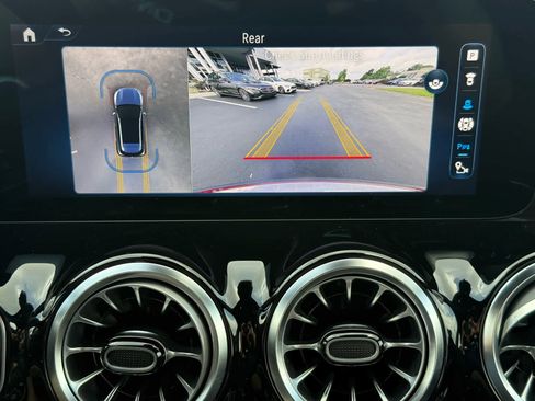 Used 2024 Mercedes-Benz GLA 35 AMG AMG GLA 35 image 16