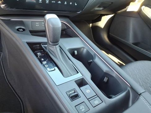 New 2026 Nissan Sentra SV FWD image 13