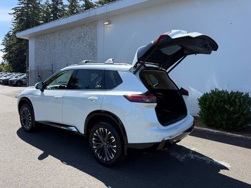 Used 2026 Nissan Rogue Platinum AWD/4WD image 10