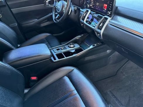 Certified 2023 Kia Sorento EX AWD/4WD image 22