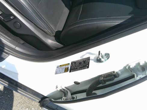 Used 2022 Kia EV6 Wind RWD image 11