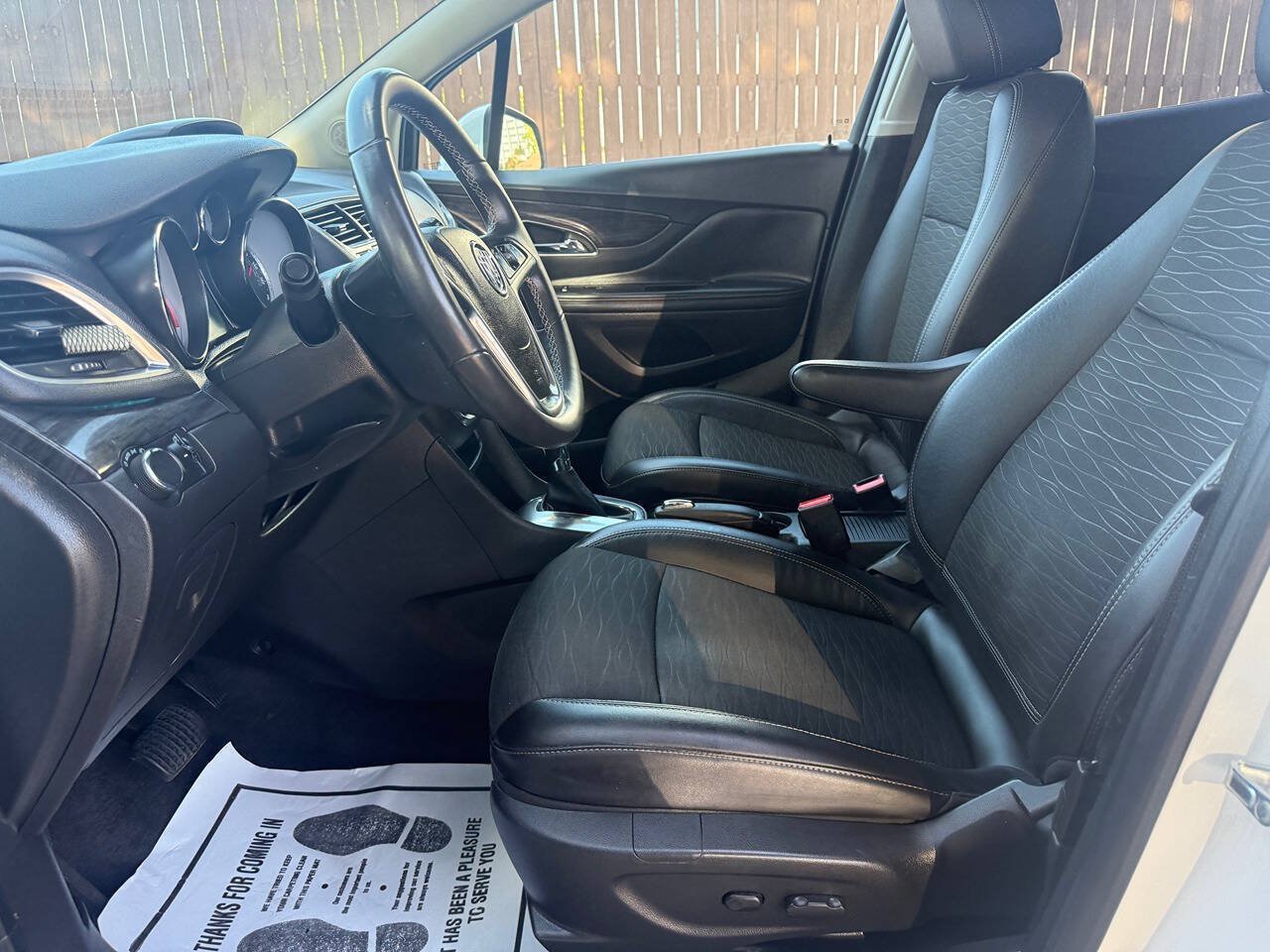 Used 2015 Buick Encore FWD image 10