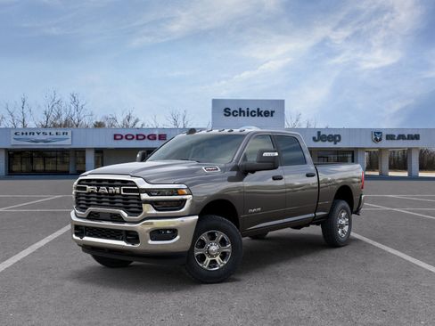 New 2026 RAM 2500 Big Horn AWD/4WD image 32