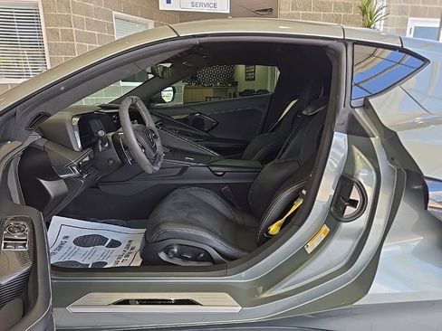 Used 2023 Chevrolet Corvette Stingray Premium Cpe w/ Stealth Interior Trim Package RWD image 22