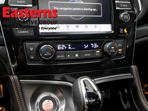 Used 2023 Nissan Maxima SR w/ Sport Mat Group FWD image 21