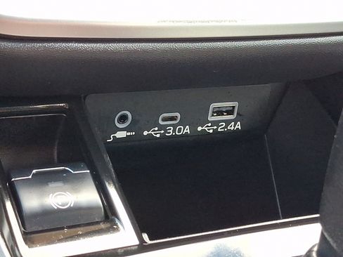 Used 2024 Subaru Outback Touring w/ Popular Package #2 AWD/4WD image 27