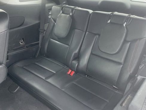 Used 2023 Ford Explorer ST-Line image 12