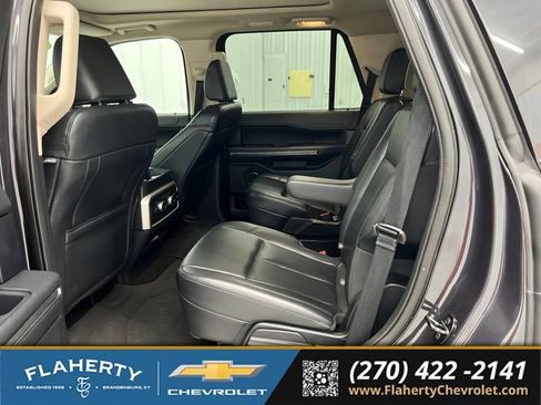 Used 2022 Ford Expedition XLT AWD/4WD image 11