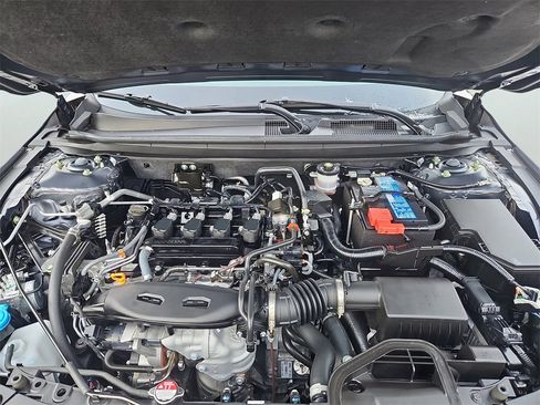 Certified 2023 Honda Accord LX image 27