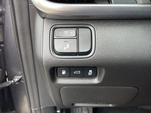 Used 2018 Kia Optima EX w/ Premium Package FWD image 17