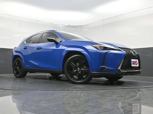 Used 2021 Lexus UX 250h w/ Premium Package AWD/4WD image 24