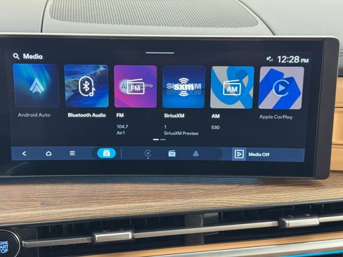 Used 2024 Hyundai Santa Fe Limited image 28