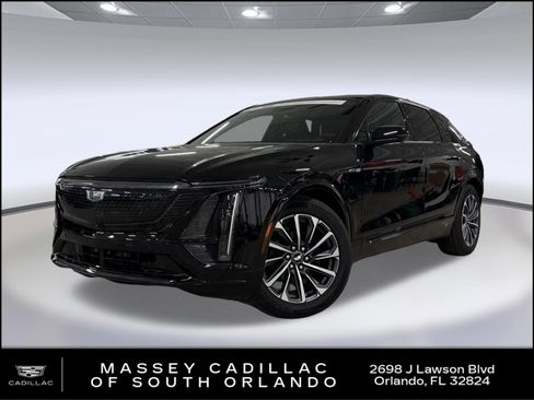 Certified 2024 Cadillac Lyriq Sport RWD image 1