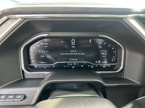 Used 2024 GMC Sierra 2500 Denali w/ Denali Reserve Package AWD/4WD image 15