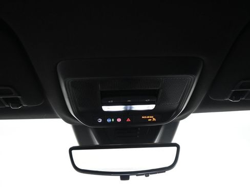 New 2025 Chevrolet Equinox EV LT w/ Convenience Package II AWD/4WD image 10