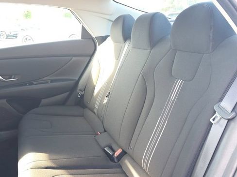 Certified 2023 Hyundai Elantra SEL w/ Convenience Package FWD image 6