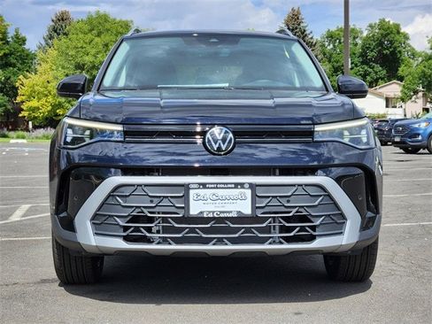 New 2025 Volkswagen Taos SE image 29