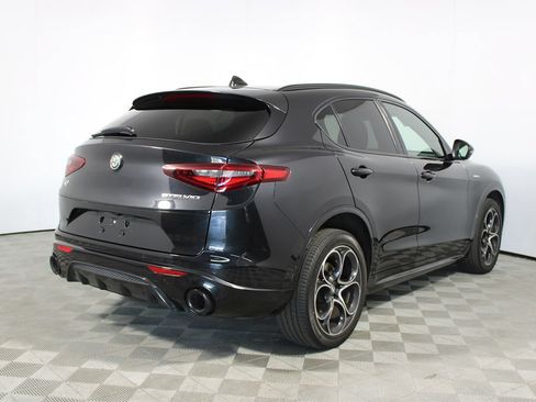 Used 2023 Alfa Romeo Stelvio Veloce AWD/4WD image 45