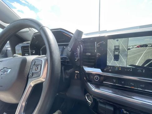 Used 2024 Chevrolet Silverado 3500 LTZ w/ LTZ Plus Package AWD/4WD image 16